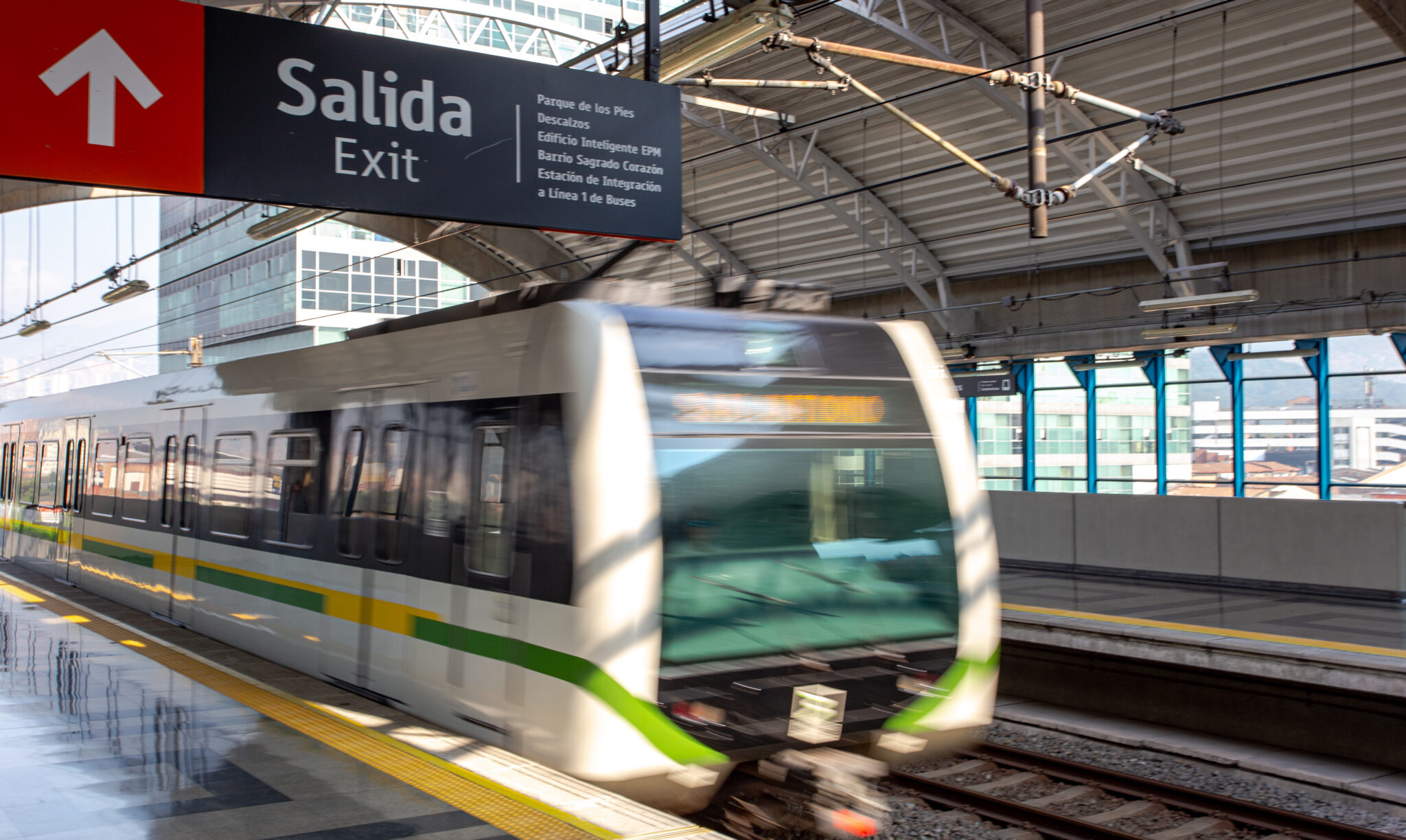 Antioquia Governor Announces Metro Expansion to Boost Regional Connectivity